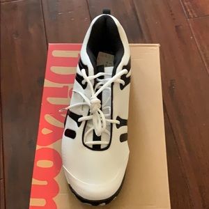 New Men’s Wilson Tennis shoes size 10.5